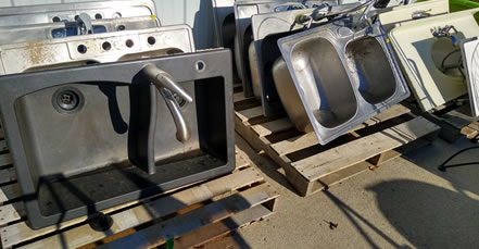 Reclaimed sinks