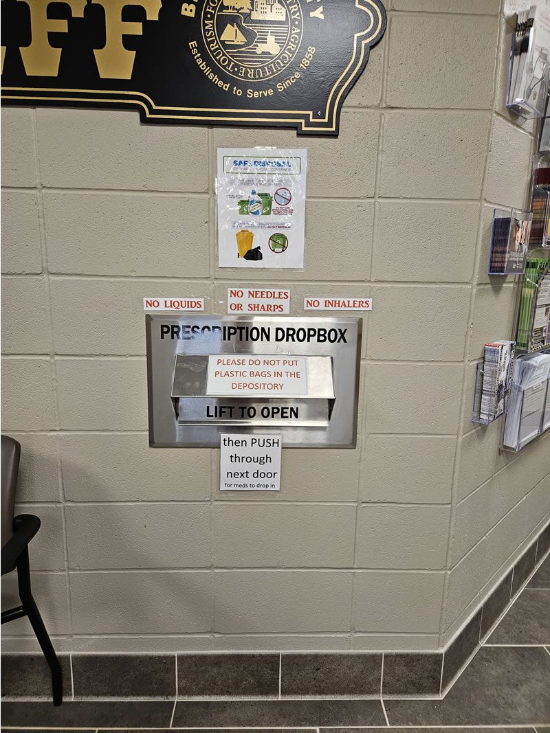 Prescription drug disposal bin